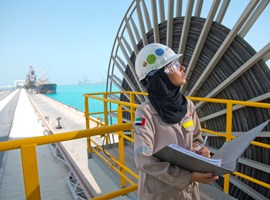 724_emirati-female-engineer-2018_shadowpp-4105.jpeg